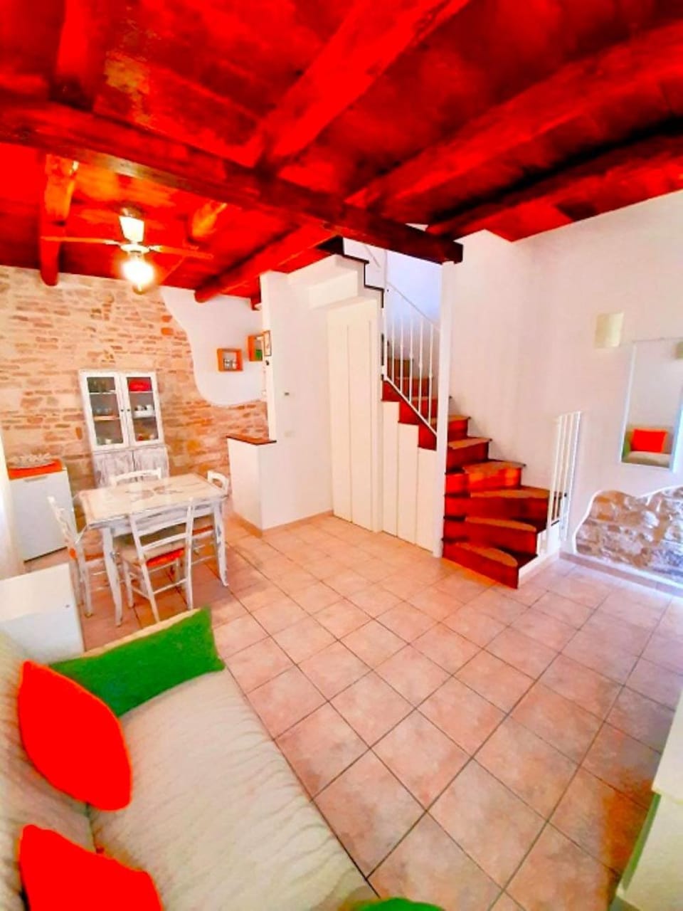 Cielo terra Luna, in centro a Numana House in Numana