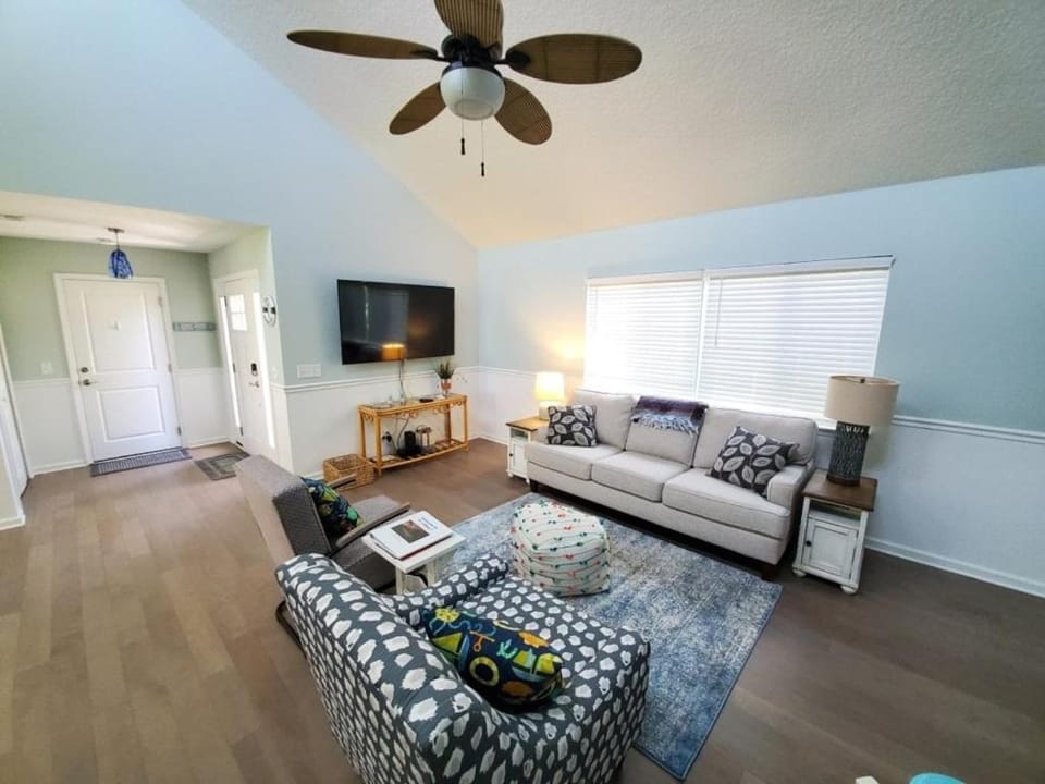 Floridays Home near to beach House in Butler Beach