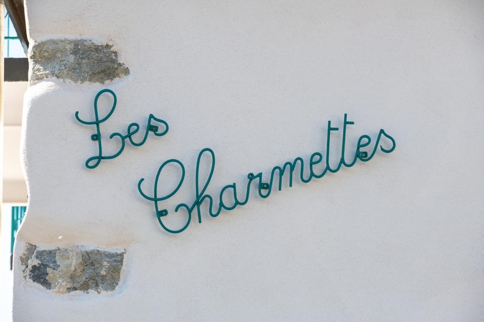 Property logo or sign