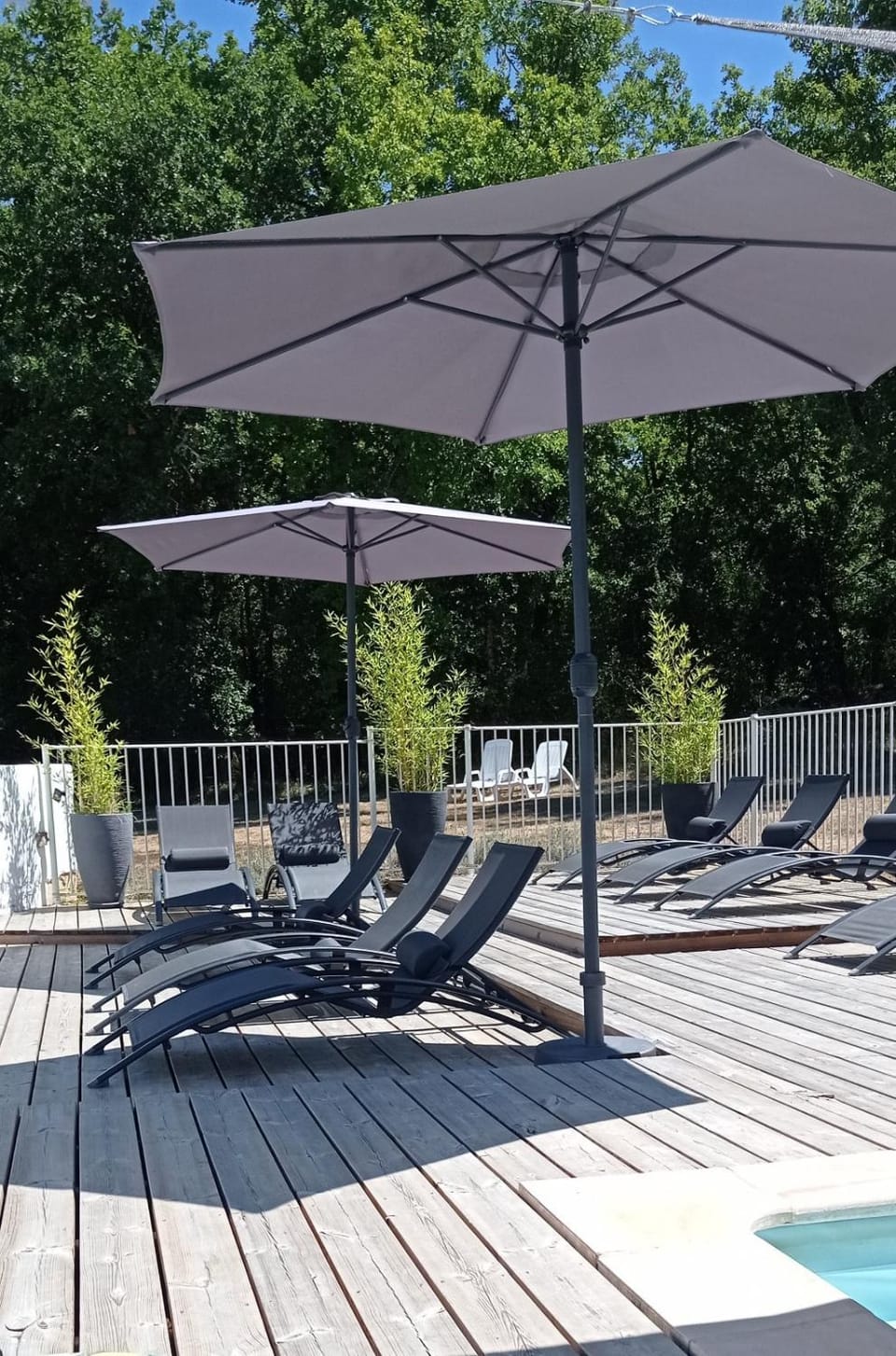 Dordogne Glamping & Camping Campground/ 
RV Resort in Occitanie