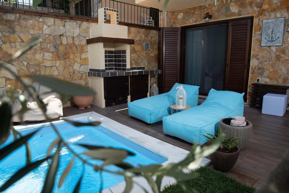 BBQ facilities, Swimming pool