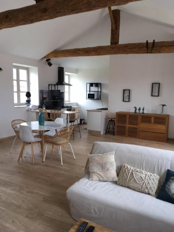 La providence, surplombant la ville Apartment in Auvergne-Rhône-Alpes