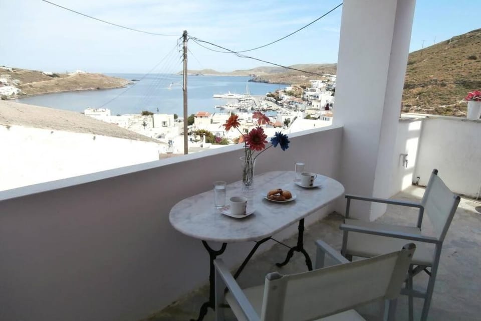 View (from property/room), Balcony/Terrace, Sea view
