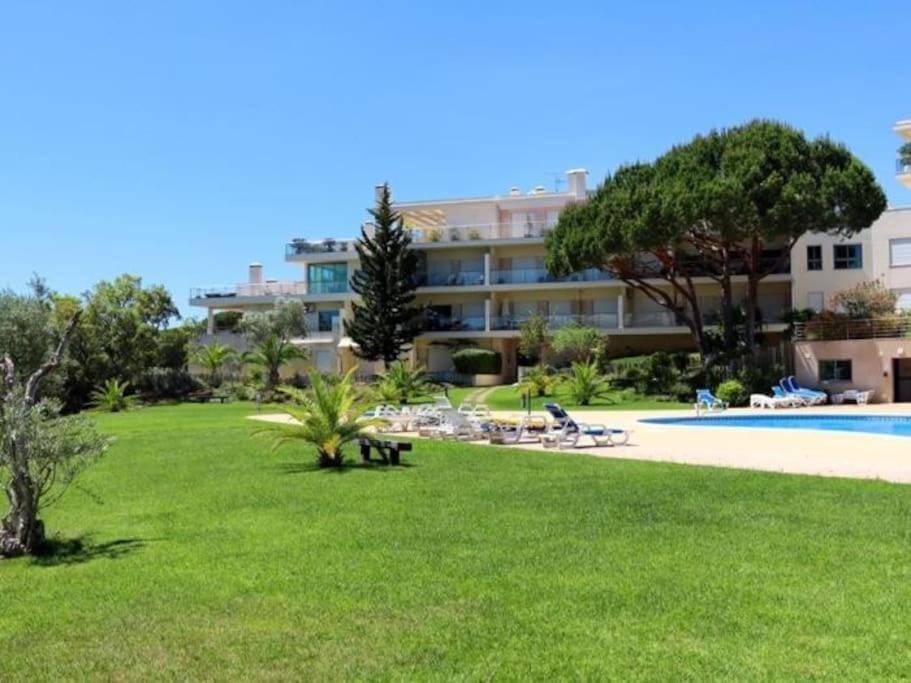 Happiness Apartment by Stay ici Apartment in Olhos de Água
