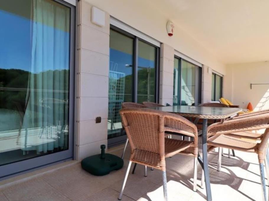 Happiness Apartment by Stay ici Apartment in Olhos de Água
