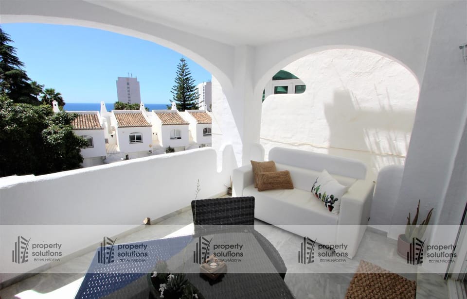 Balcony/Terrace, Swimming pool