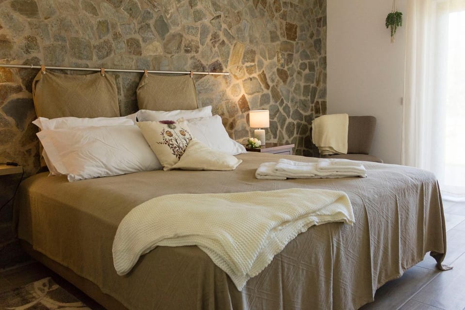 Bed, Photo of the whole room, Bedroom, Area and facilities