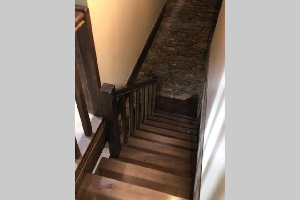 The Holidays Houses - "El Refugio del Alquimista" Casa rural Médulas House in Galicia