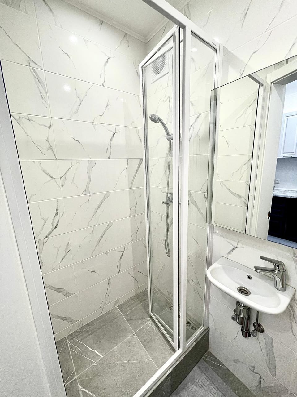 1-комнатная уютная смарт квартира-студия Apartment in Kiev City - Kyiv