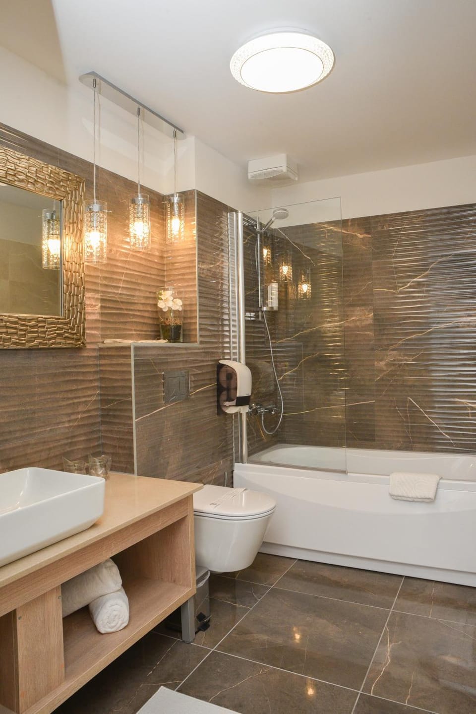 Toilet, Bathroom, Bath