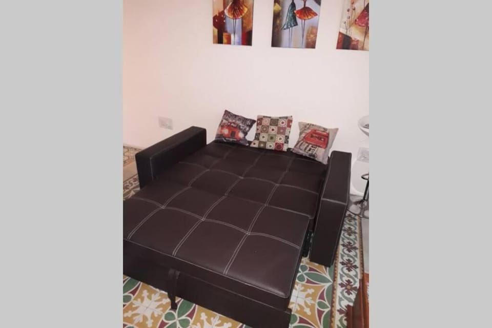 Vittoriosa holiday apartment rental with Ac Apartment in Malta