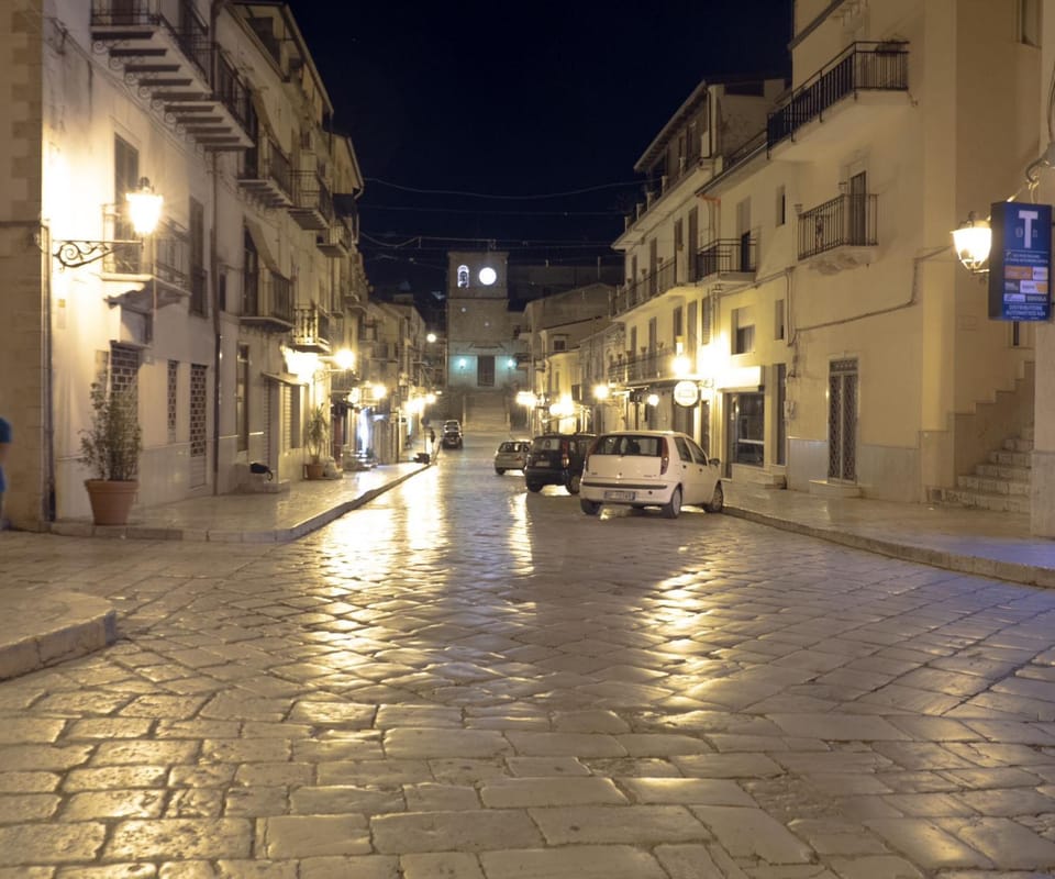 Night, Quiet street view