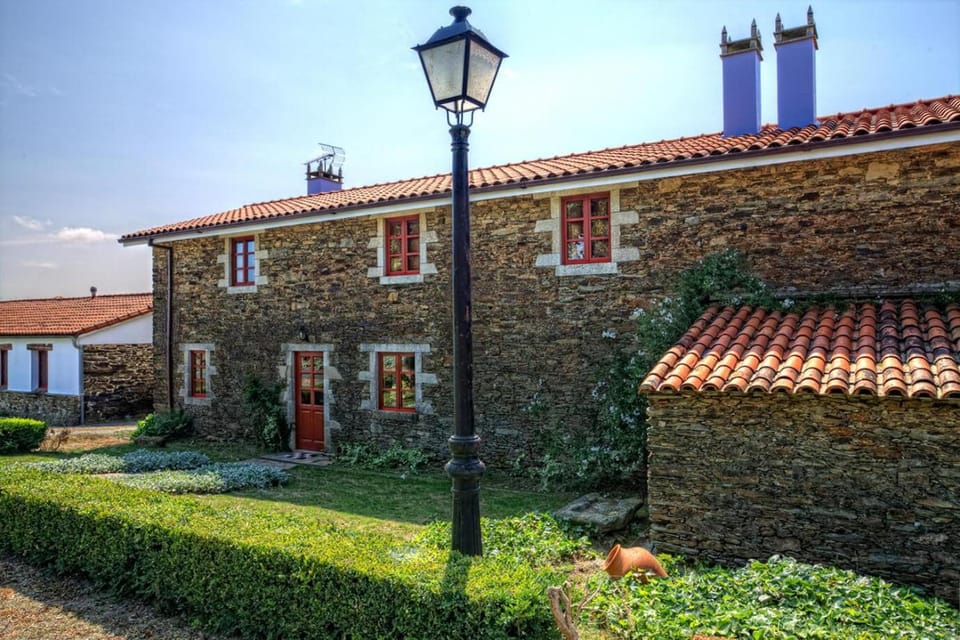 Property building, Garden, Garden view, Landmark view