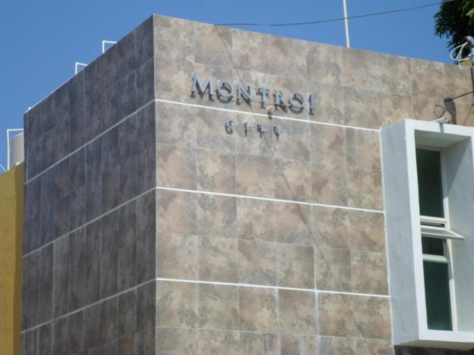 Facade/entrance, Logo/Certificate/Sign