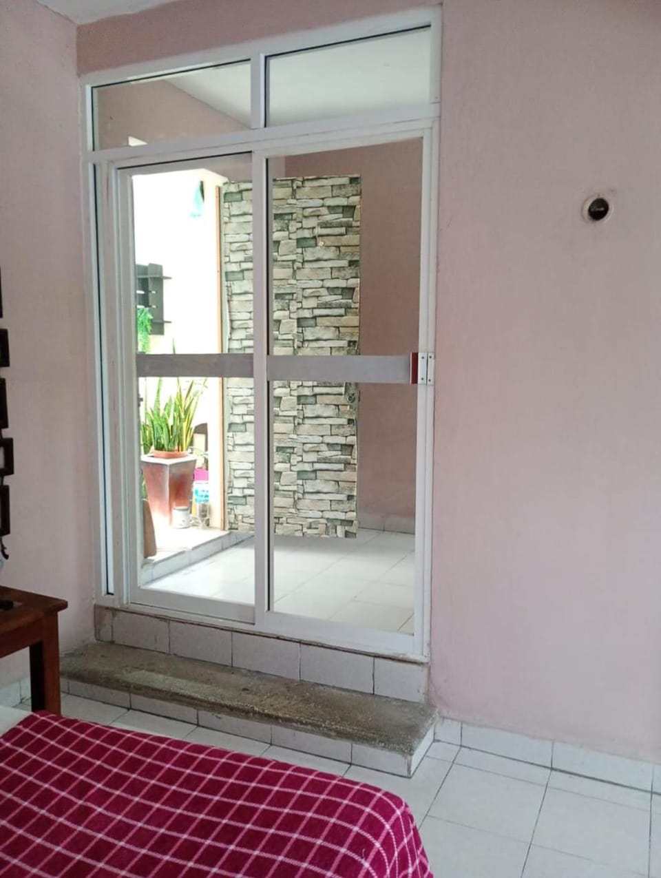 En planta alta a pie de avenida Apartment in San Miguel de Cozumel