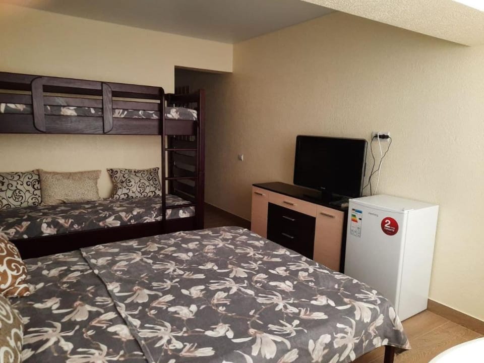 Комфортабельные апартаменты у моря первая линия Променад 60ц Apartment in Odessa Oblast