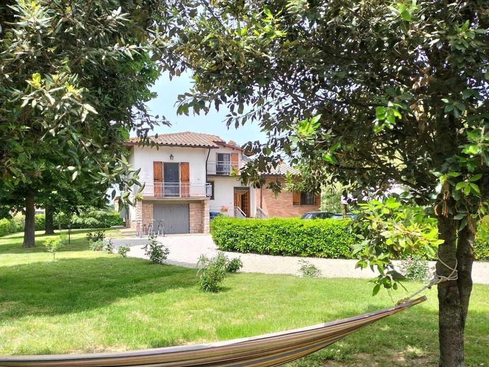 Property building, Balcony/Terrace