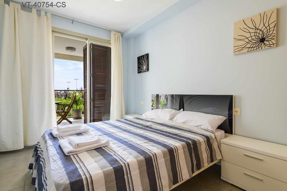 View (from property/room), Photo of the whole room