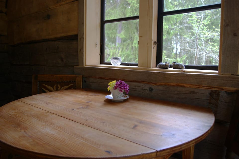 Property building, Seating area