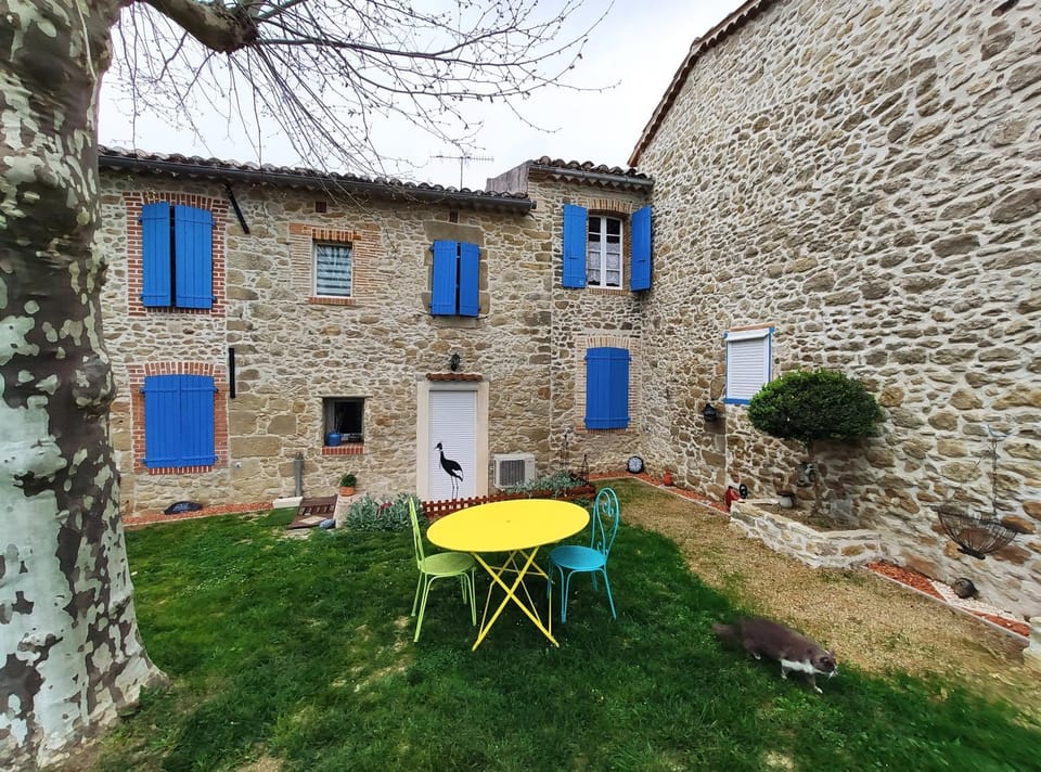 Garden, Dining area, Garden view
