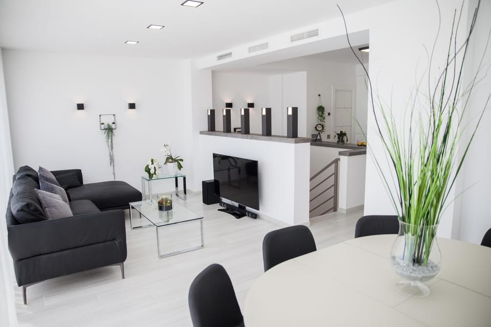 Spacious 200 sq.m. penthouse with sea view terraces Apartment in Torremolinos