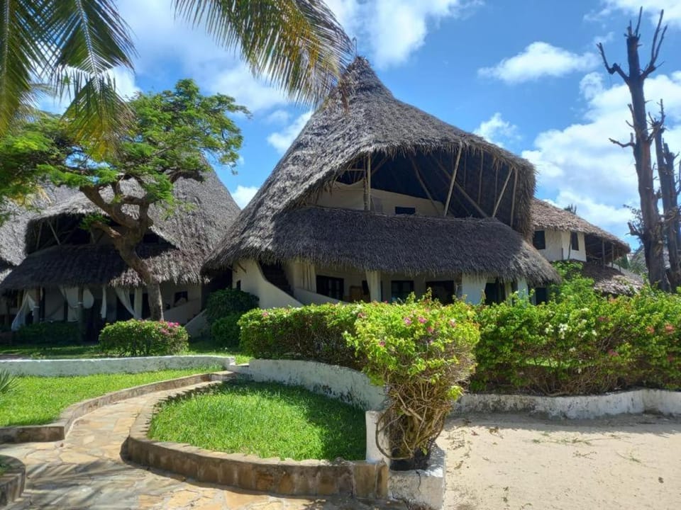 White Lion -the only one- House in Malindi