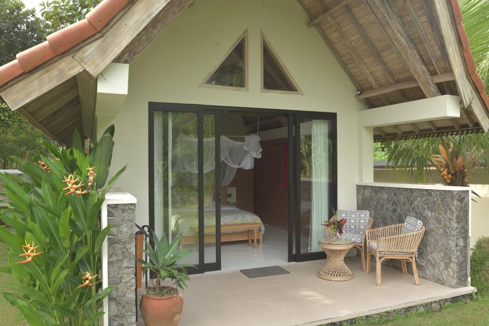 Property building, Patio, Garden, Garden view