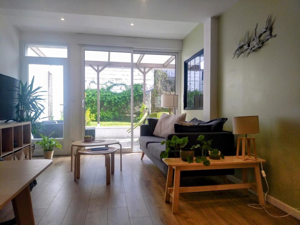 "KALEE" Appartement T3 Terrasse avec petit jardin Apartment in Brittany