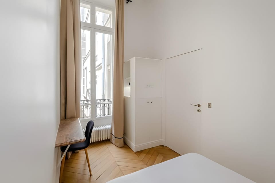 Appartement de standing 5 - tour Eiffel/Invalides Apartment in Paris