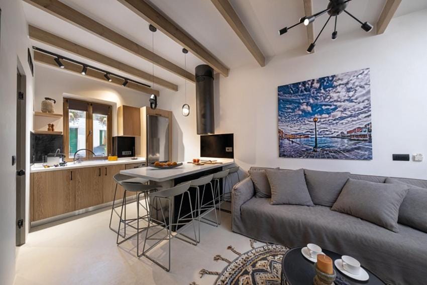 Casa Eva with Outdoor Heated Jacuzzi Villa in Chania