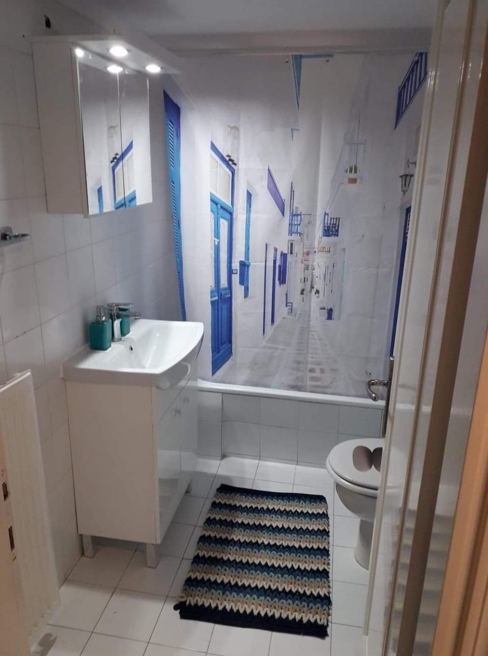 Duke Residence Apartment in Limenaria