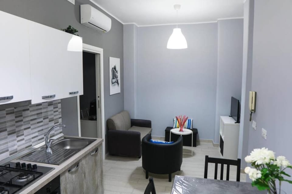 Living room, Communal kitchen