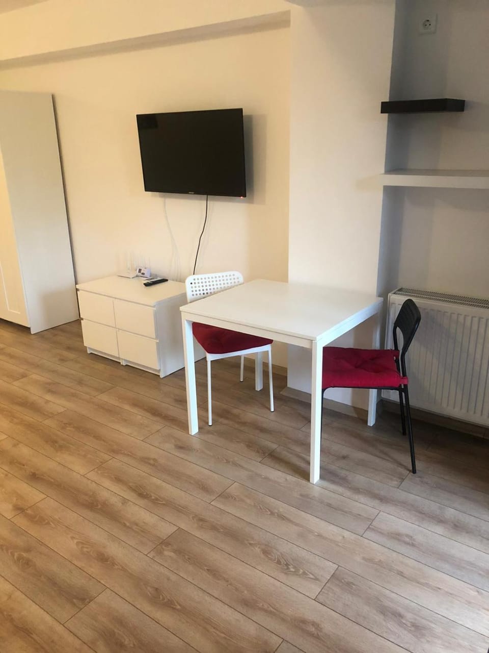 Beside Airport Apartment in Romania