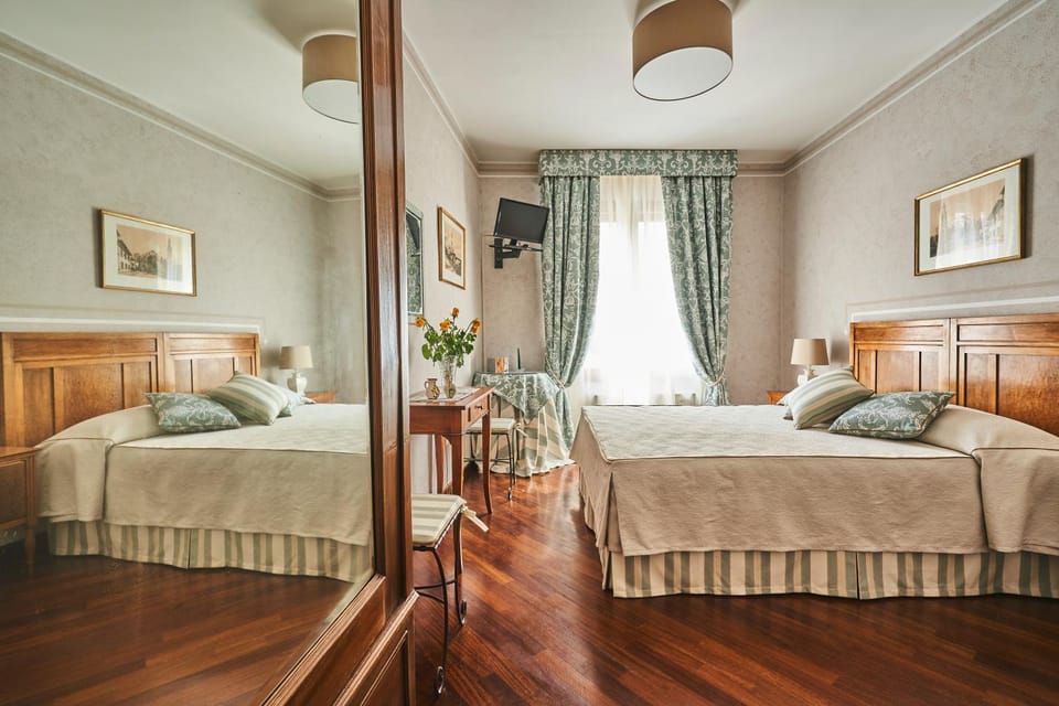 Locanda De' Ciompi Bed and Breakfast in Florence
