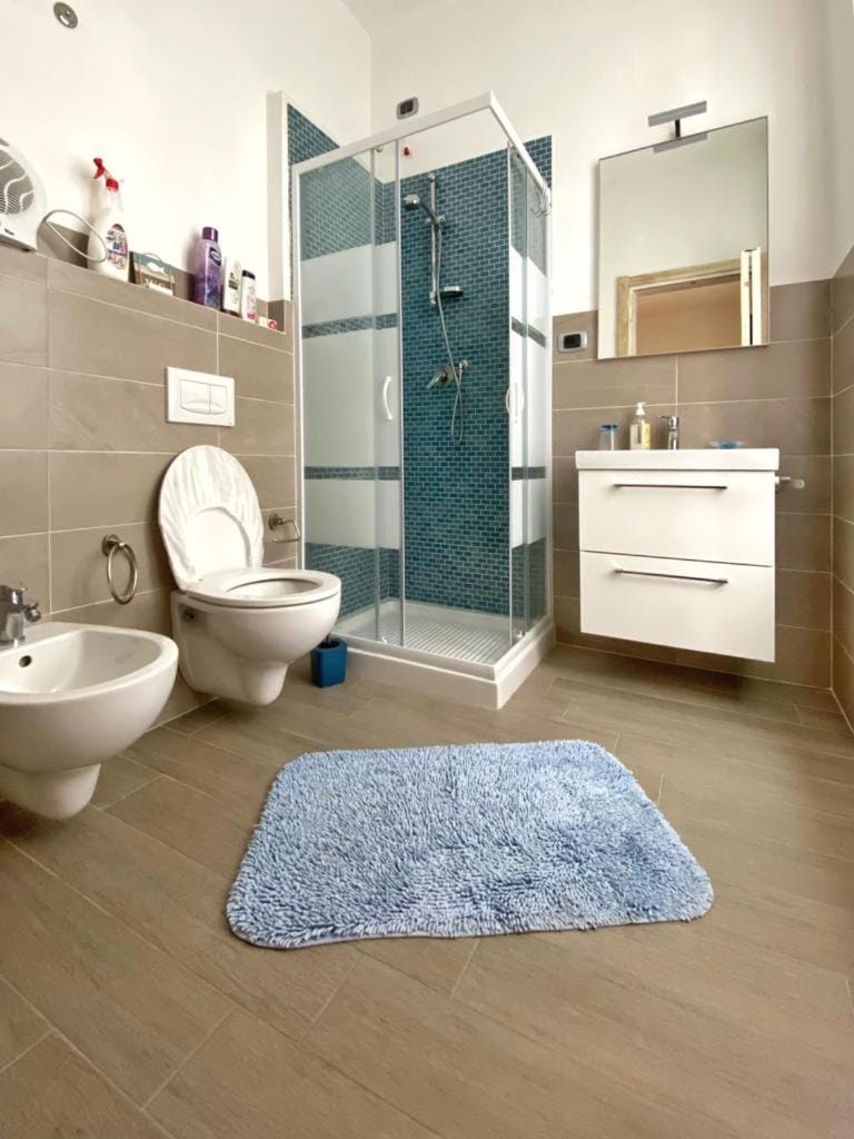 Shower, Bathroom