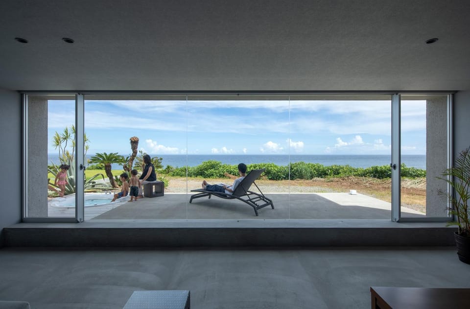 Balcony/Terrace, Living room