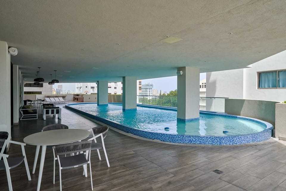 Escape Apartments, Balcony, Pool, Gym & Spa in La Julia Apartment in Santo Domingo