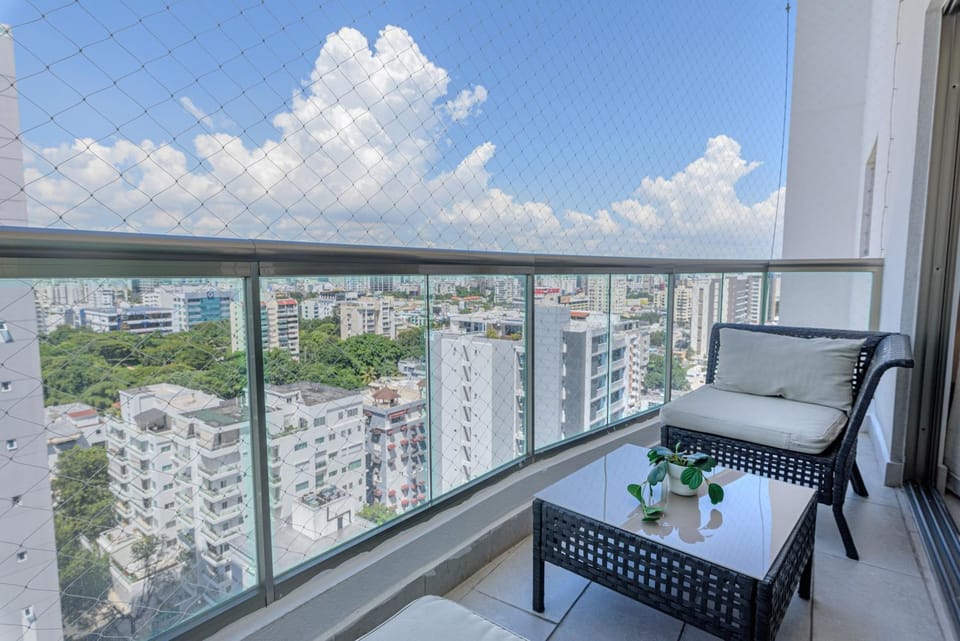 Escape Apartments, Balcony, Pool, Gym & Spa in La Julia Apartment in Santo Domingo
