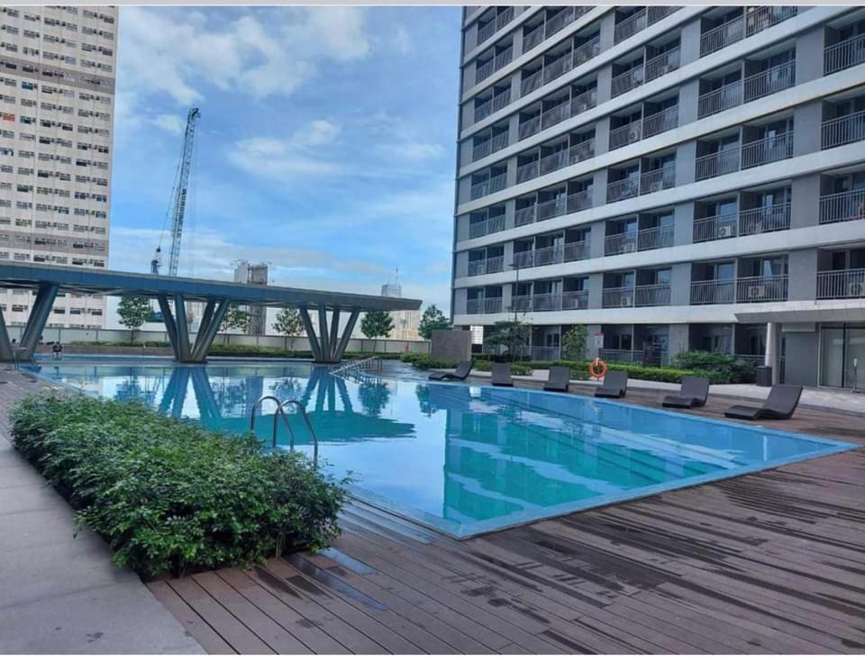 Staycation Bed and Breakfast in Mandaluyong