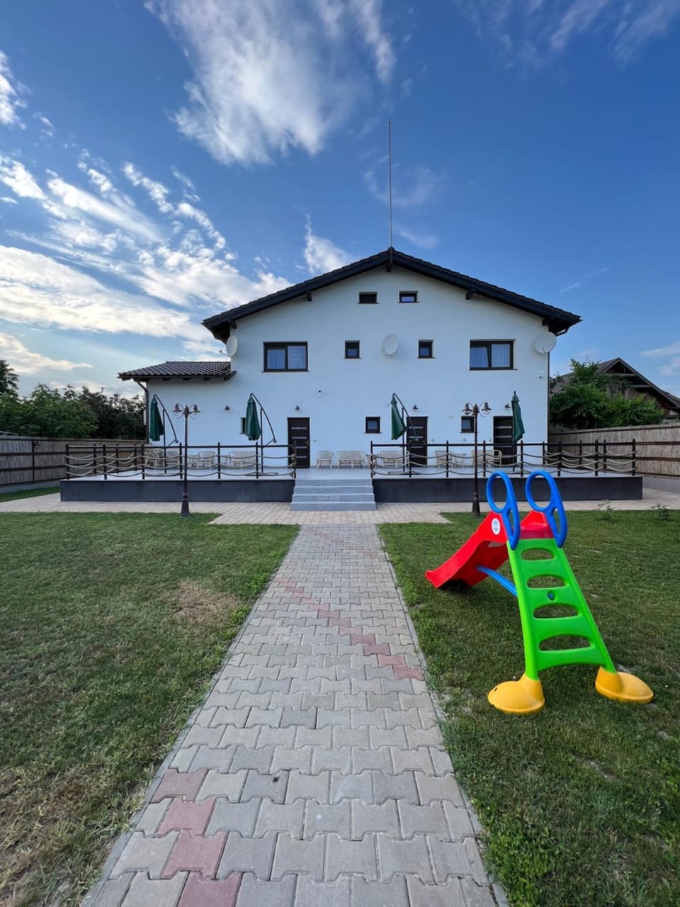 Pensiunea Izora Bed and Breakfast in Romania