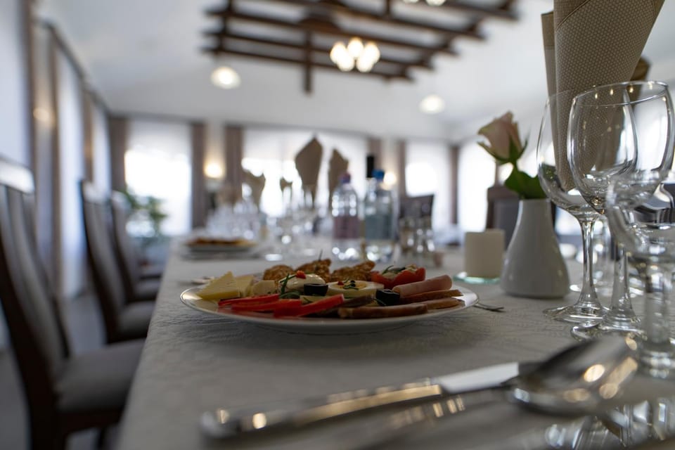 Restaurant/places to eat, Dinner