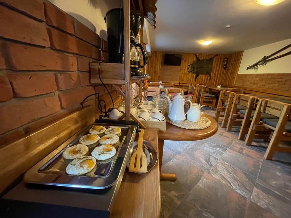 Dining area, Breakfast