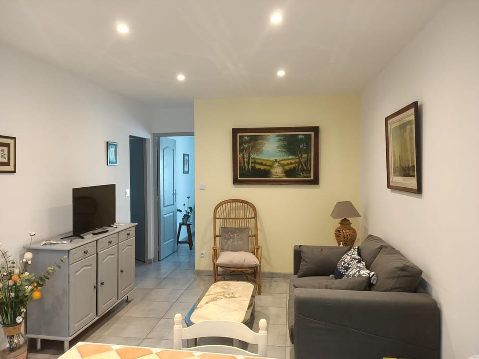 l appart Apartment in Nouvelle-Aquitaine