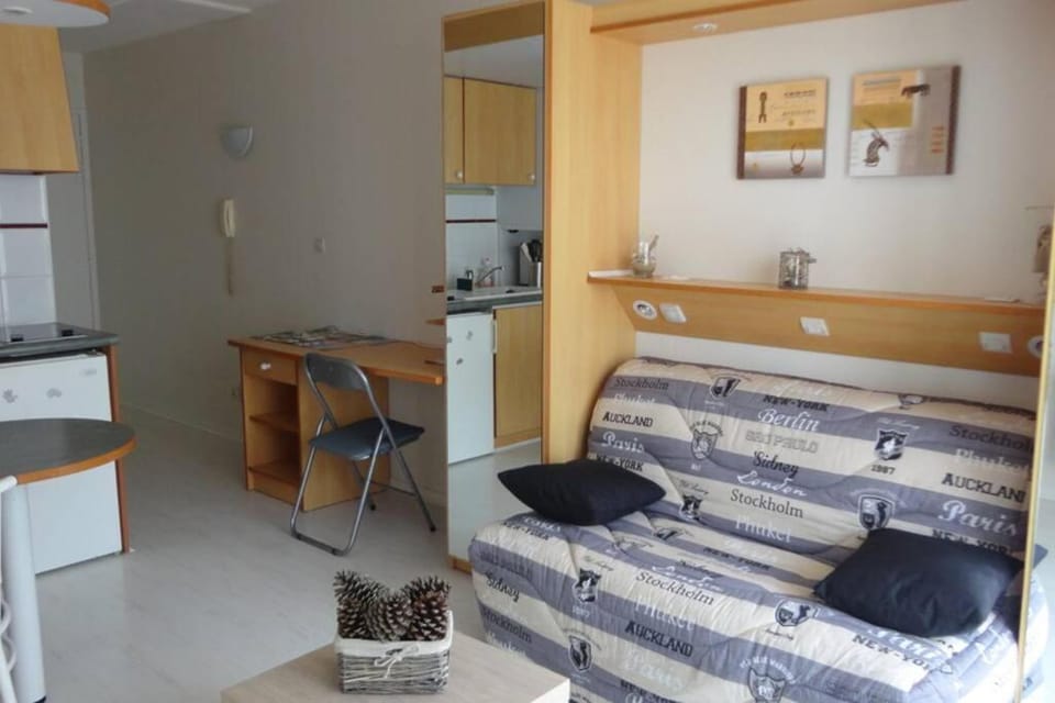 Studio, terrasse, piscine, plage, Les Minimes Apartment in La Rochelle