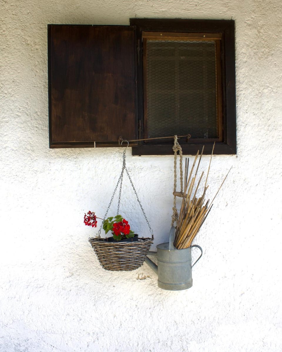 Sasfészek Pihenő Bed and Breakfast in Hungary