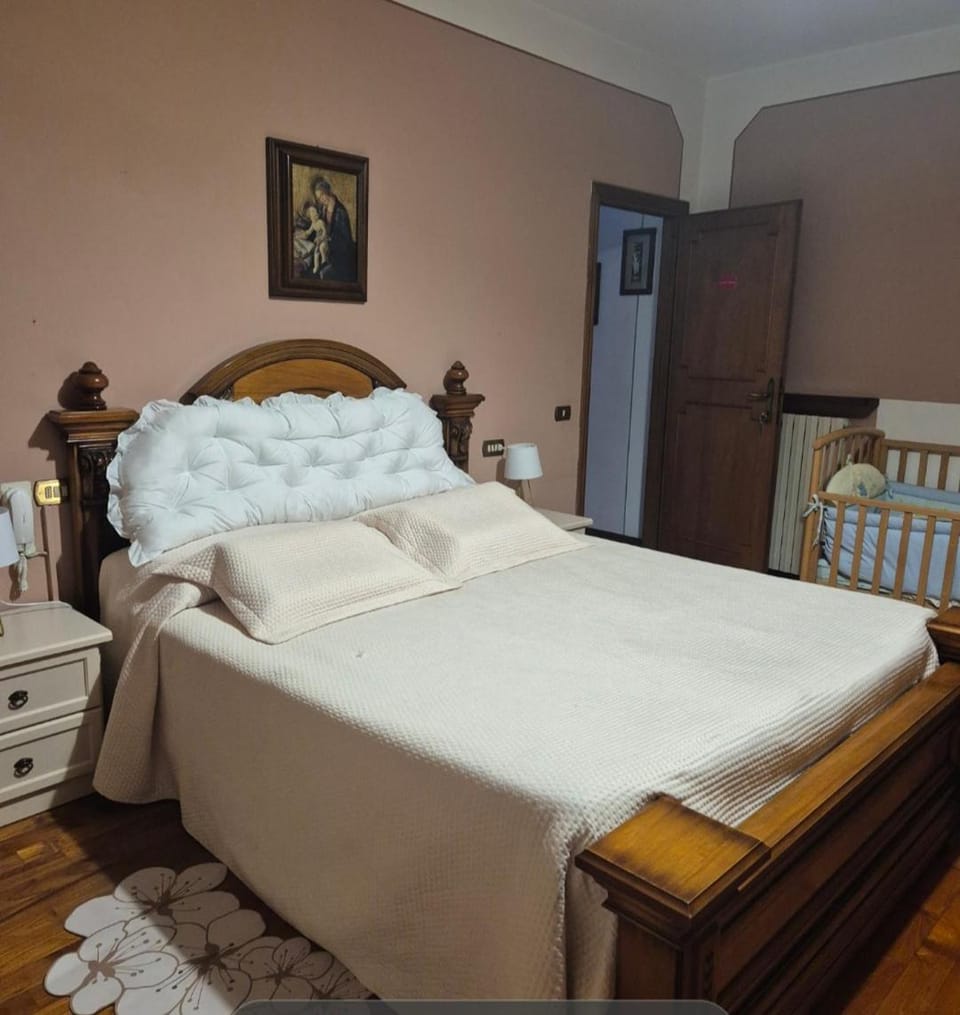 A COLLODI IO & MAMMA100 m dal Parco di Pinocchio Bed and Breakfast in Capannori