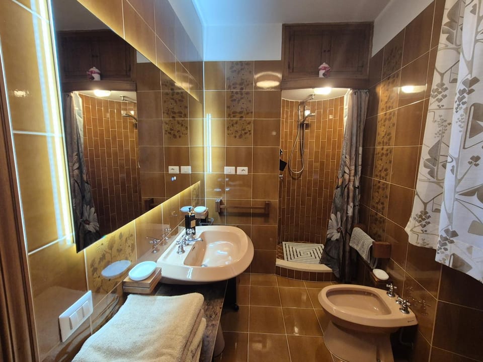 A COLLODI IO & MAMMA100 m dal Parco di Pinocchio Bed and Breakfast in Capannori