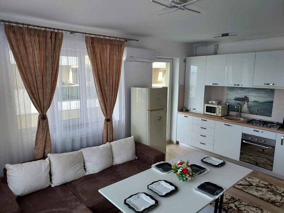 Mona Apartment in Constanta