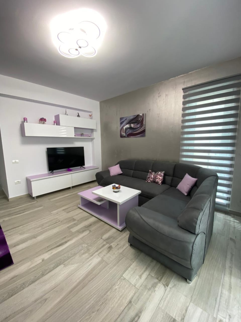 ALEMAR PURPLE Apartment in Constanța County