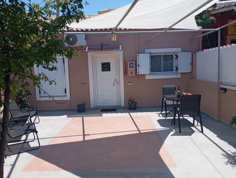 Patio, Day